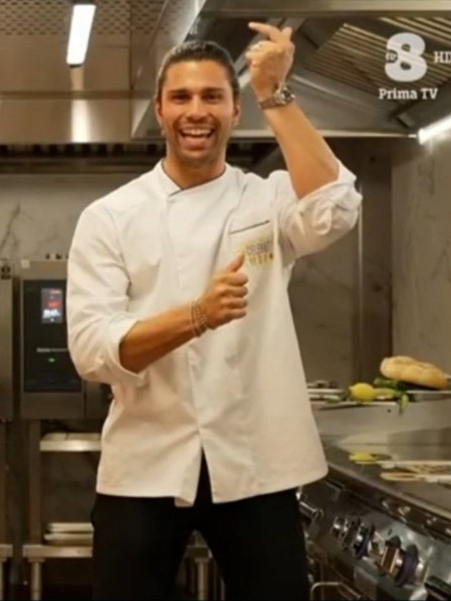 awonderfulday21's tweet photo. La felicidad q me trae๐๐
#LucaOne19S #OnestiniBrothers #CelebrityChef #ChefOne ๐๐ https://t.co/juctJ01NMH