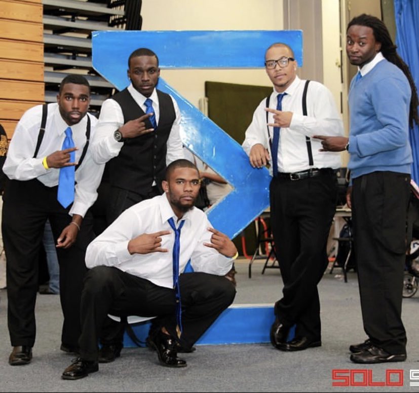 cool_tr3's tweet photo. 10 years ago today was my first Meet The Greeks 😭😭 I’m a little bit in my feels. #SPR12 https://t.co/oDMAxDMD6T