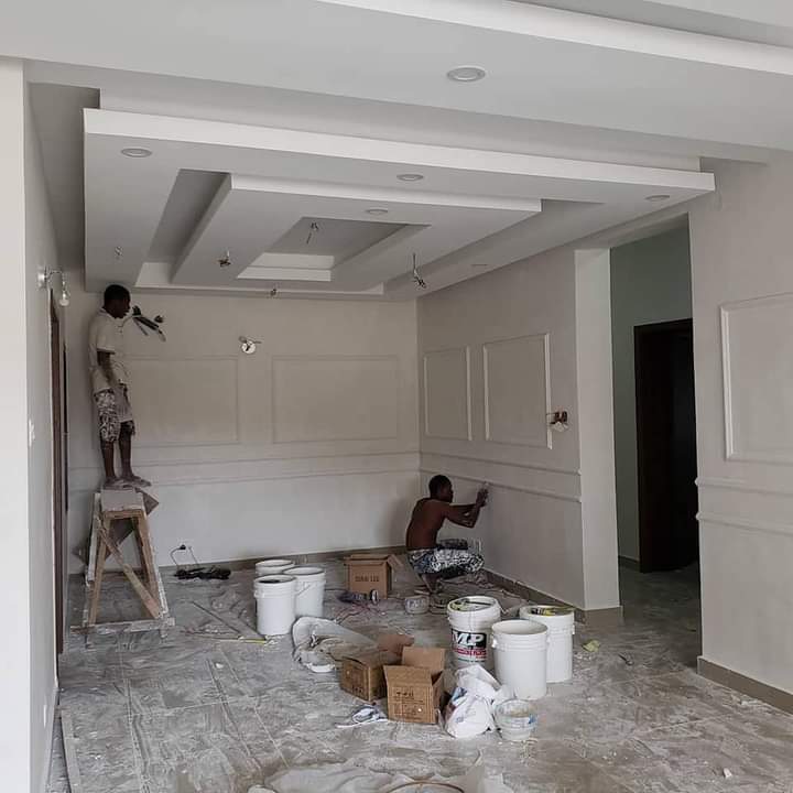 Omo_oni_POP's tweet photo. We do all kinds of Interior and Exterior Designs from Wall Screeding &amp; Painting to POP Ceiling, Artworks ( Pillar, Window, Arc,Parapet),Wainscoting &amp; TV-Console.

For enquiries &amp; to check our catalog: https://t.co/L7G97A6GaL

MC Oluomo Sheggz Zenith Bank Ikeja #WalletSafeWorkshop https://t.co/R36cTOyEsO