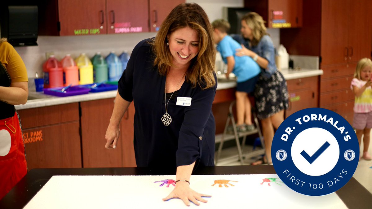 WSDinfo's tweet photo. Kindergarten students at @WabashStation marked the start of their time as a duck by adding their handprints to a ceiling tile β a tradition all new Wabash students enjoy!
@DrTormalaWSD also joined the fun (and got a little messy) as part of her #First100DayChecklist. β https://t.co/EWv2P5ZWOR