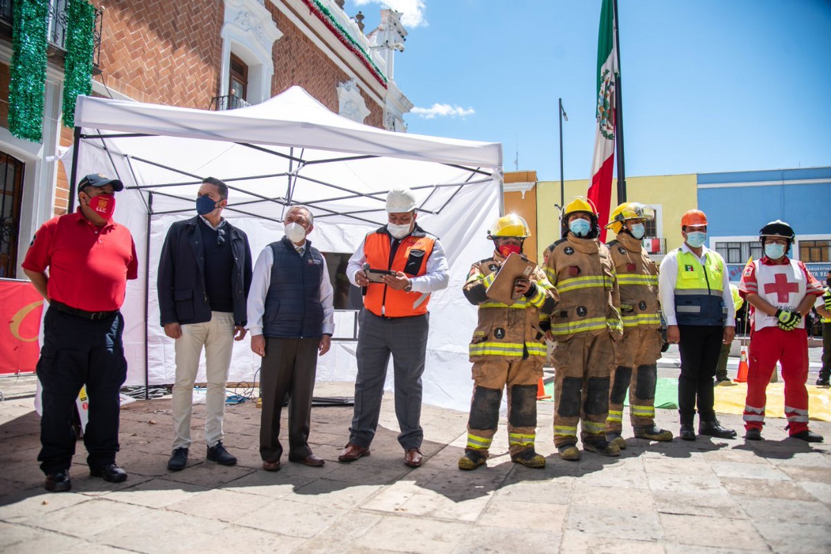 GobTlaxcala's tweet photo. Ante el sismo de magnitud 7.4 registrado a las 13:05 horas tiempo del centro de México, con epicentro en el sur de Coalcomán, Michoacán, la @CEPC_TLAXCALA activó los protocolos de prevención y atención en la entidad, por lo que la #RMPC realiza recorridos.
https://t.co/IRuPFQMgIC https://t.co/12mX9V4Qjt