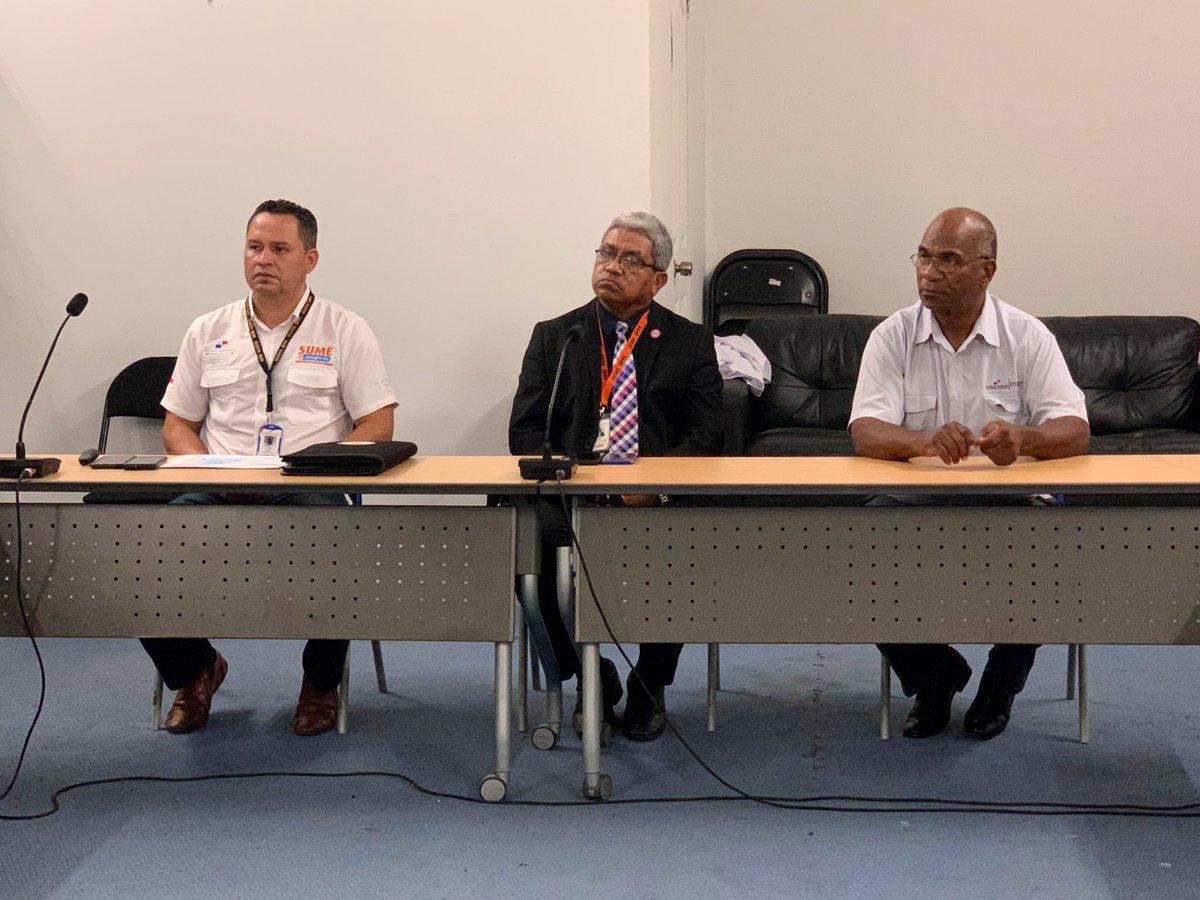SUME911's tweet photo. Reunión de seguimiento de la comisión de los Desfiles Patrios 2022, organizado por @MeducaPma, la cual se llevó a cabo en las oficinas de @AmpymePanama, y contó con la participación del Ing. Javier Castillo y el Lic. Agustín Díaz en representación del #SUME https://t.co/yRd27AOtIJ