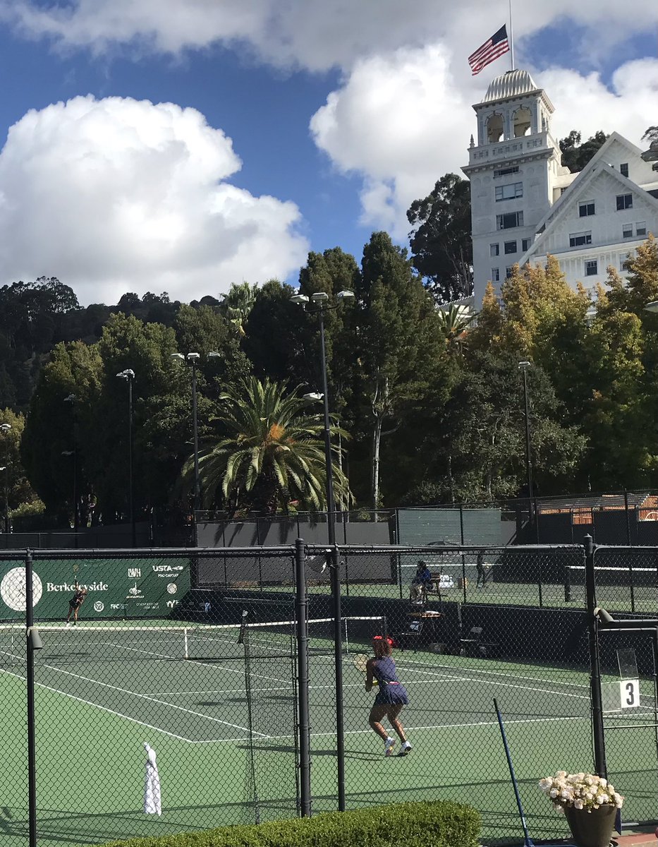 McMurtrieSF's tweet photo. Such a pleasure to be back at the Berkeley Tennis Club Women’s Challenge. Congratulations to rising star Robin Montgomery (in the near court), who defeated Rhiann Newborn, 6-3, 6-3 in a first-round match. Robin just turned 18, and she’s remarkably poised—and powerful. Go Robin! https://t.co/Ge59PdJaPN