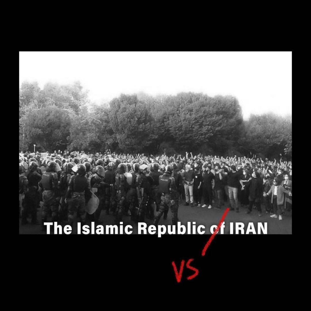 Stishals's tweet photo. A twenty two year old woman has been killed because of her lack of “Hijab” in Iran.
#مهسا_امینی #MahsaAmini‌ https://t.co/wDEOuLY6tJ