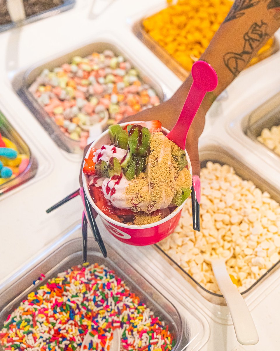 Life's too short to not get fro-yo 💅