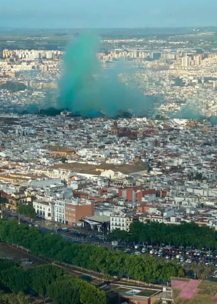 JRxmero2's tweet photo. “No vi a medio bético ese día por Sevilla”

Literalmente Sevilla el 23 de Abril: https://t.co/qWD9AQojku