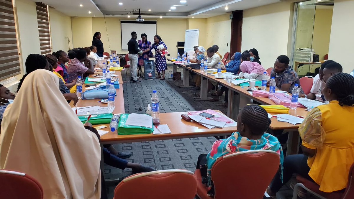 Oxygen4life1's tweet photo. Training of health care workers in Ikorodu LGA, Lagos in partnership with Save the Children Nigeria. https://t.co/WWD5lrw51b