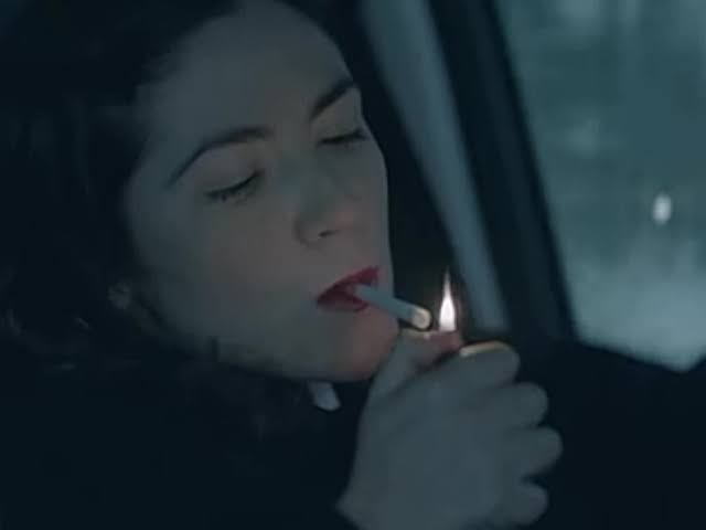 OBongChanandler's tweet photo. Assisti Órfã 2 e meu deus, quero deixar claro que essa cena aqui é um ícone

#orphan2 https://t.co/zeHE0k86Q9