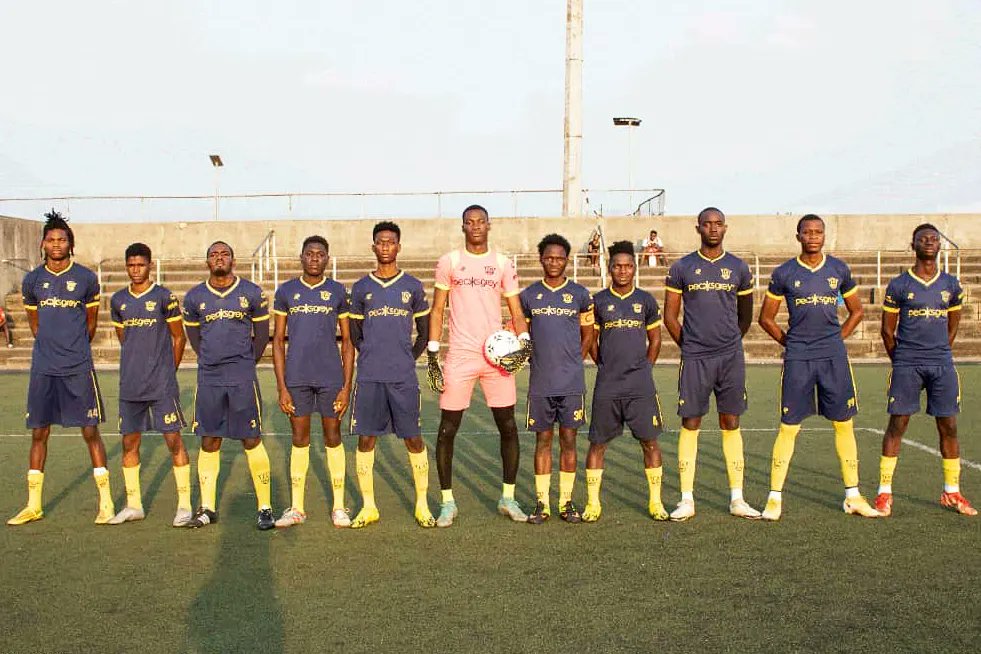 f8ballersafrica's tweet photo. #EliteTeam vs #PrinabsFA
πΈ @MichealFayemi
#football #soccer #grassroots #footballacademy #footballplayers #WeAreChampions
WE ARE CHAMPIONS πβ½π https://t.co/jKkqjr24Vw