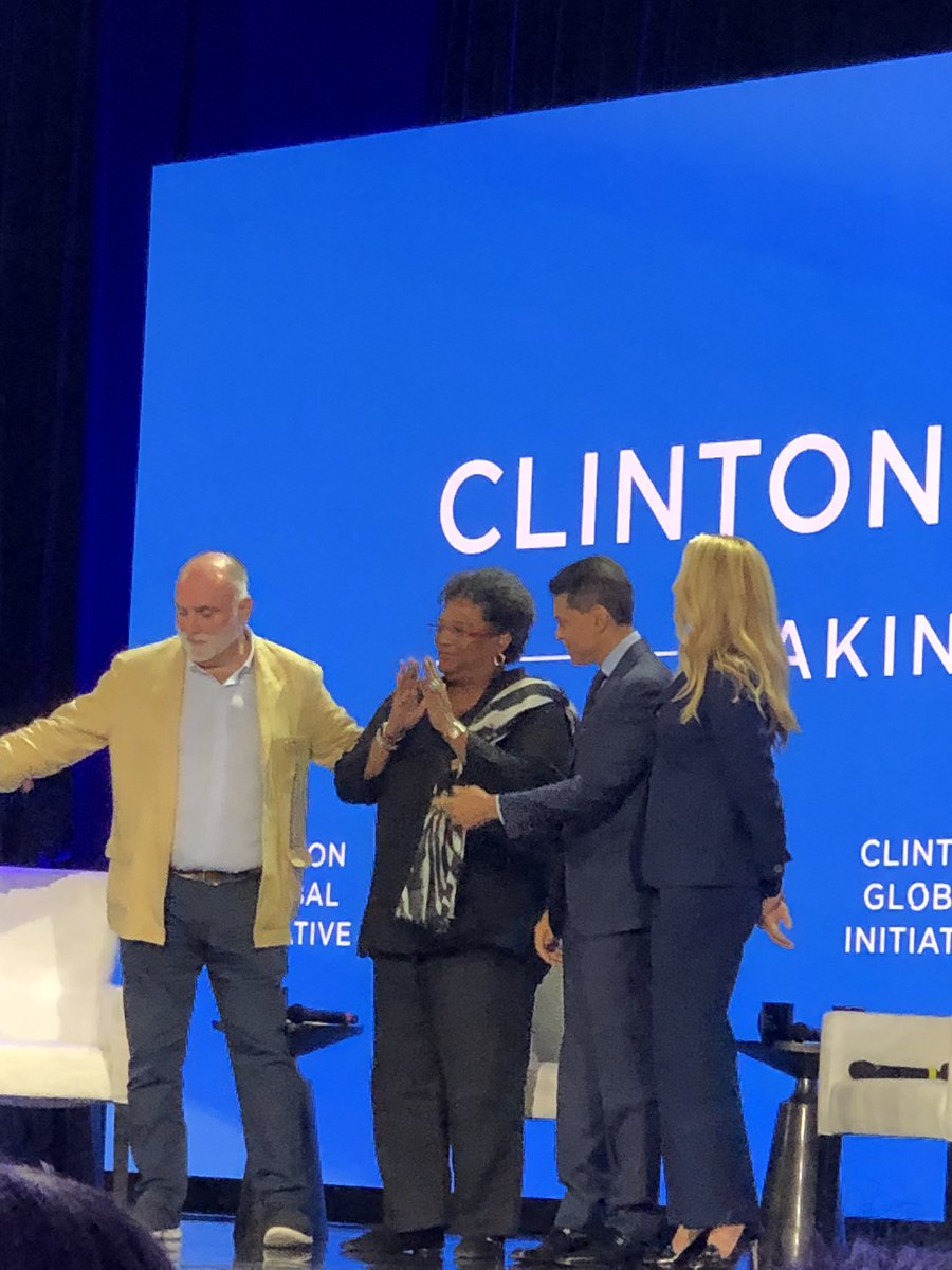 bulbulnyc's tweet photo. Inspiring to be back at #CGI2022 in NYC and reimagine the power and essential need for #commitmentstoaction across public and private sectors
Proud to be here for @PCVtweets launching our commitment for #entrepreneurs #racialwealth this afternoon! https://t.co/MopaXQWkKu