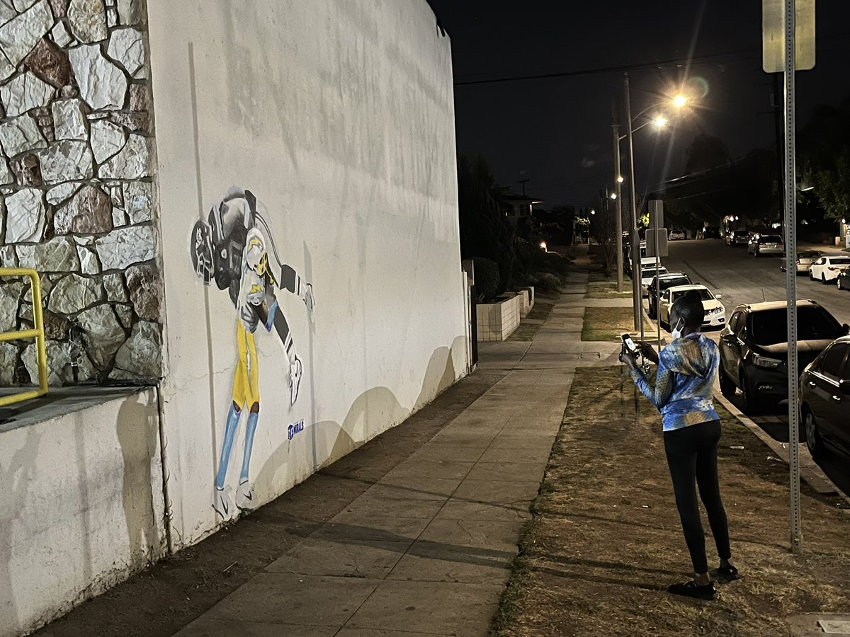 HailDeanThanos's tweet image. Had to drive by Inglewood last night to check it out.