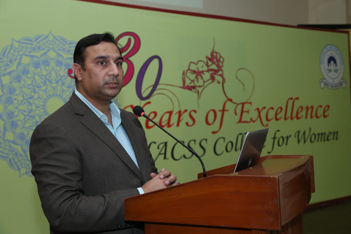 icapofficial's tweet photo. As part of ICAP's Students Outreach & Counselling Program, Mr. Syed Fuad Mehdi, Director Marcom with his team visited DHACSS College for Women in Karachi for a Counselling Session for the Awareness of "Chartered Accountancy" profession.
#ICAP #CA #CAPAKISTAN #DHACSS #counselling https://t.co/8HYfMFHiKK