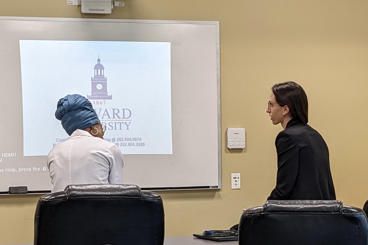 Also had the opportunity to meet the incredibly brilliant @Batton1000 and hear her present her work on DA signaling in auditory 🧠circuitry. Ft. here: two #neuroscientists geeking out over our presentations and #functionalneurosurgery dreams. @hucm_aans