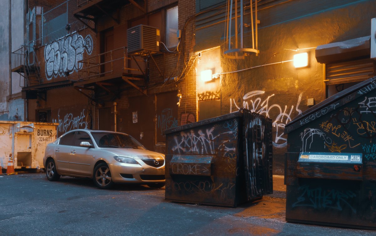 orestemercado's tweet image. .alleyway