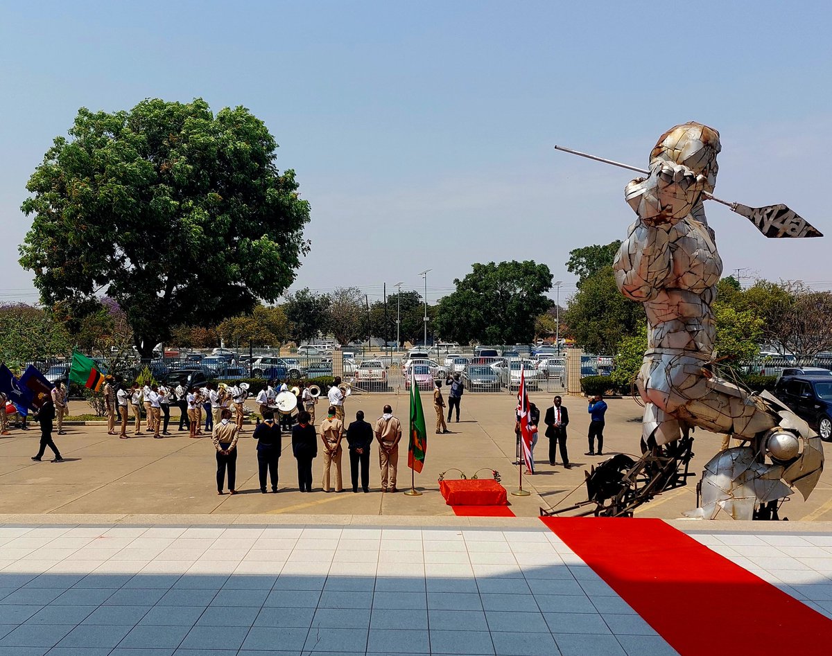 Thank you to Lusaka National Museum &amp; the 🇿🇲 Scouts Association for your moving tribute to Her Majesty The Queen today. It was a chance to respectfully celebrate a life well lived.

Thank you for standing in solidarity with  <a href="/UKinZambia/">UKinZambia</a>