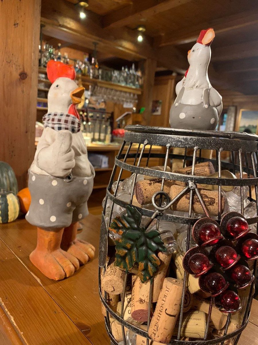 bbyssey's tweet photo. A characteristic gourmet restaurant https://t.co/D4ZZbd0Cq7