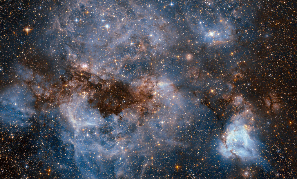 A Stormy Stellar Nursery via NASA ift.tt/bc1K2XS