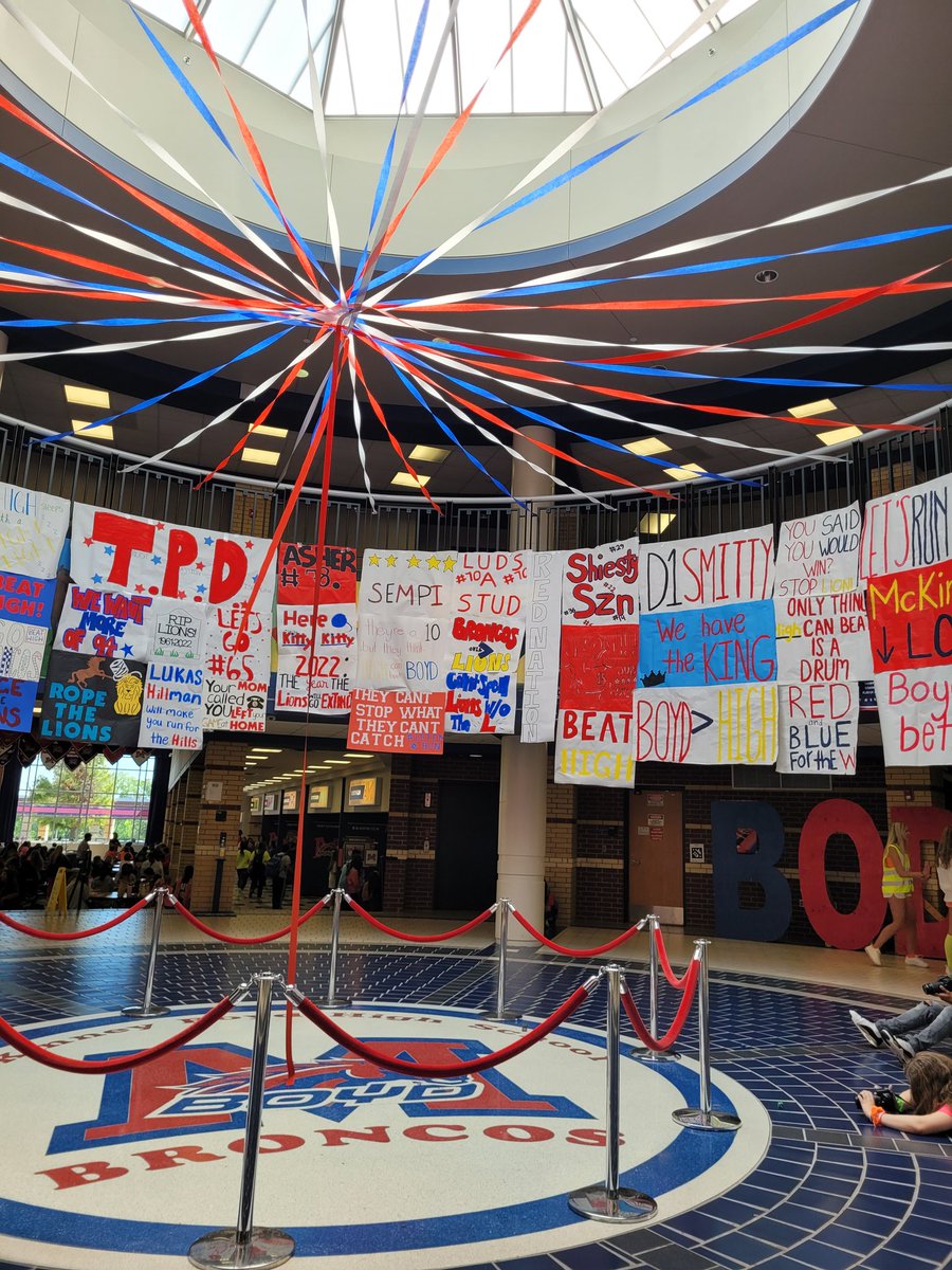 Boyd_BNN's tweet photo. Blind the Lions! #beathigh
@BroncoTweet @JKPeirson @mbhsstuco https://t.co/igzo9brtWQ