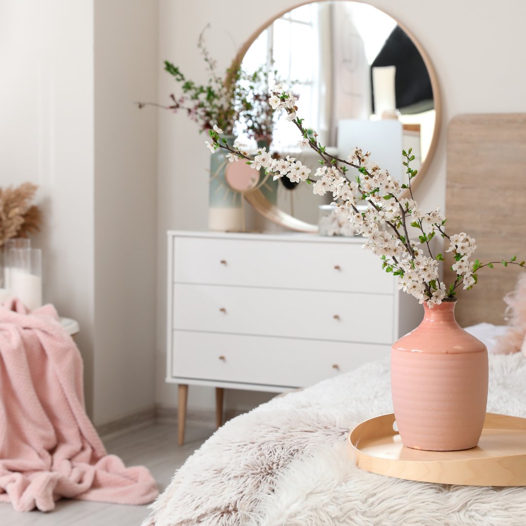 milavladi's tweet image. 𝐄𝐯𝐞𝐫𝐲 𝐝𝐞𝐭𝐚𝐢𝐥 𝐦𝐚𝐭𝐭𝐞𝐫𝐬!

From the table decor to the throw blankets, every element plays a role in enhancing the beauty of a home. This bedroom decor follows an appeasing color palette to appeal to the buyers.

#homedecor #pastelaesthetic #pasteldecor #bedroom