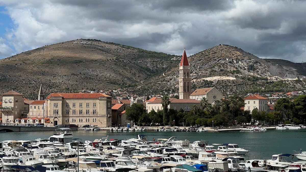 from Mali Ston, where we hiked the Wall yesterday and had freshest of seafood, to Trogir, where the sun‘s just about to set