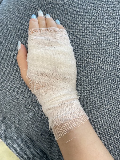 It&rsquo;s time to share :( https://t.co/8Cac06GDVs<a href="/tag/mvsales"class="tags"><span>#mvsales</span></a>