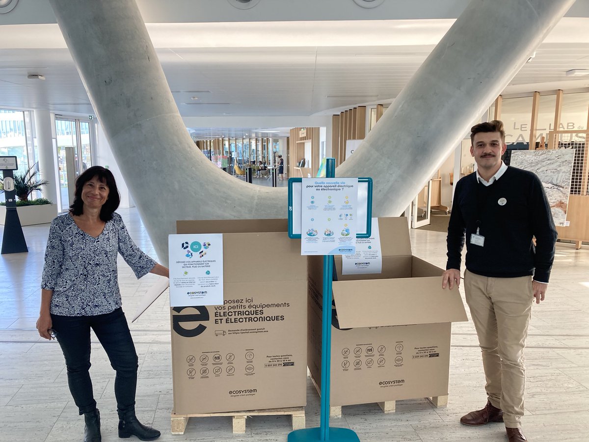 C’est parti pour une collecte d’équipements électriques et informatique pour les collaborateurs du <a href="/CAAtlantVendee/">CA Atlantique Vendée</a> et #campysbyCa.Dans le cadre de la <a href="/NantesDigitalW/">Nantes Digital Week</a> et en association avec @ecosystem_eco.
- Jusqu’à jeudi pour déposer son matériel obsolète: électrique,informatique
