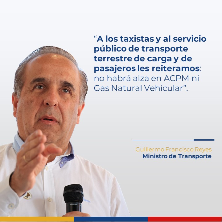 ANI_Colombia's tweet photo. #CercaAlSectorTransporte | El @MinistroReyes da un mensaje a los taxistas y transportadores del servicio público de transporte terrestre de carga y de pasajeros. https://t.co/wT3vHCpspP