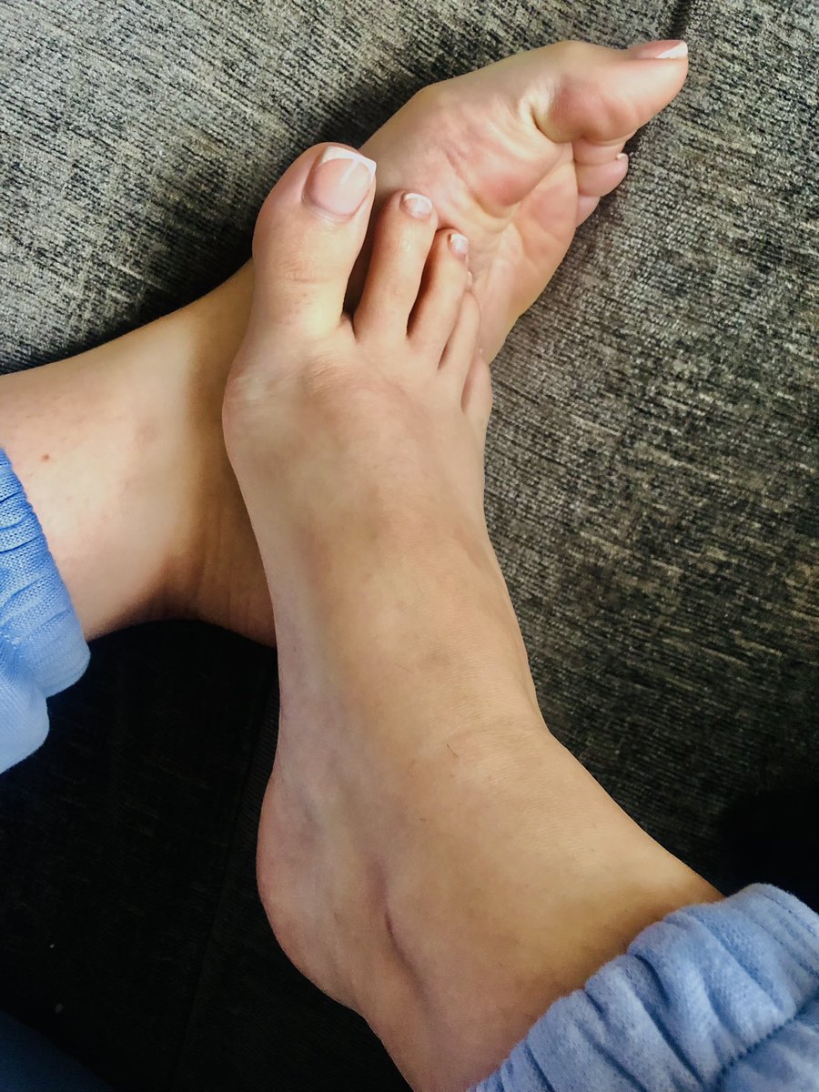 SSorrero's tweet photo. My pedicure is due Thursday so who’s paying for it? 😈 DM ME

#footworship #footgoddess #footfetish #feet #toes #pedicure #findom #femdom #sellingcontent #buyingcontent #onlyfans #goddess #worship #customcontent #footlover https://t.co/lQuLaSZxUZ