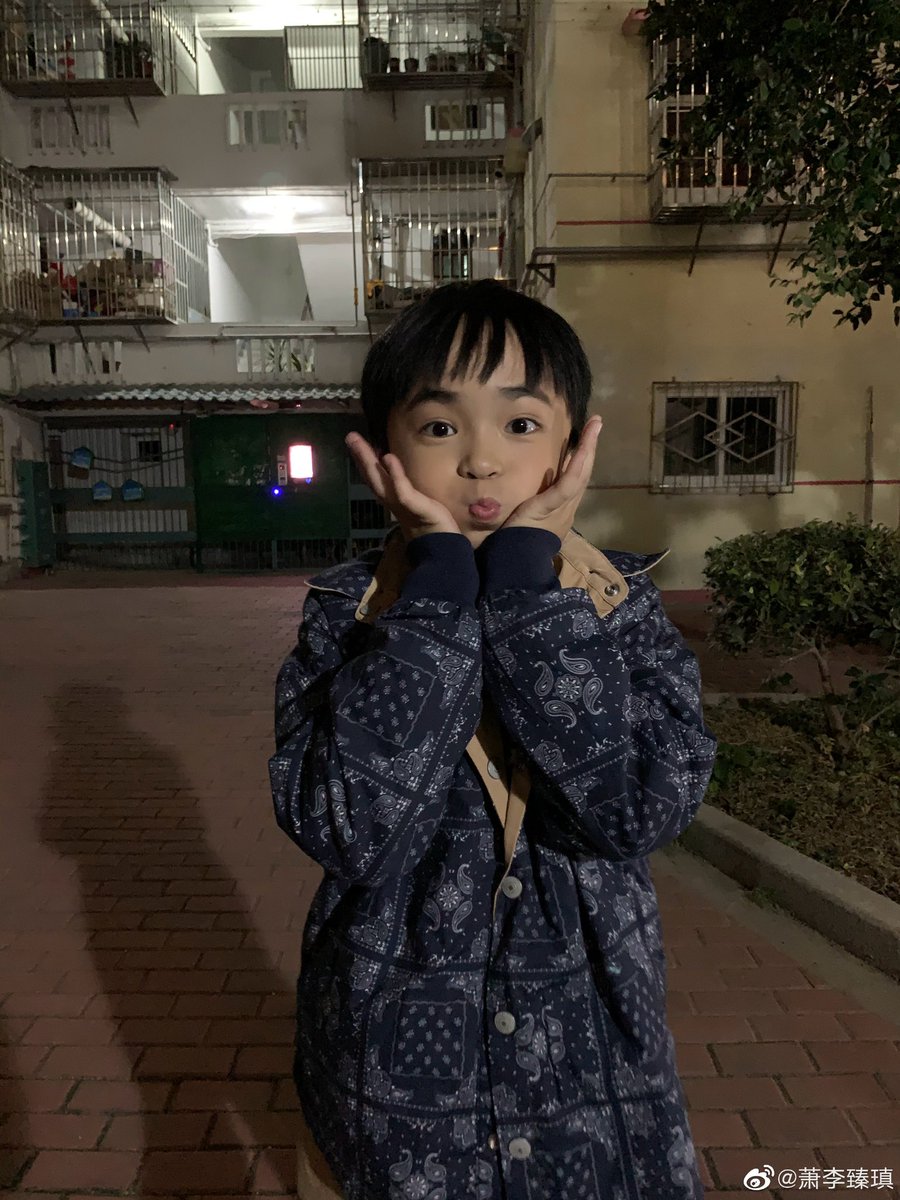 _520x_'s tweet photo. 今はもっと大きくなってたけど、この写真でもだいぶ成長してて子供の成長って早いな〜と感じたT_T🌟撮ってる場所が良すぎる……

#以家人之名 #萧李臻瑱 https://t.co/2RRmOvhF0T