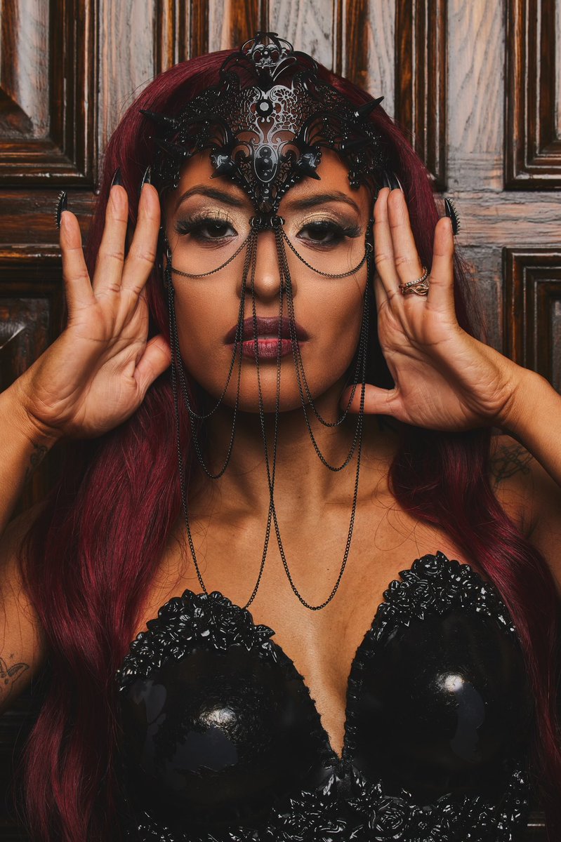 Stream tonight; we’ll talk about my upcoming <a href="/NextGenWrestle/">𝖭𝖾𝗑𝗍 𝖦𝖾𝗇𝖾𝗋𝖺𝗍𝗂𝗈𝗇 𝖶𝗋𝖾𝗌𝗍𝗅𝗂𝗇𝗀.</a> match as well as our usual <a href="/Dream_MakerWA/">Dream Maker Academy</a> roundup.

First few NEW subscribers tonight only will get access to my more ‘exclusive’ Discord server. Don’t be late.  💞