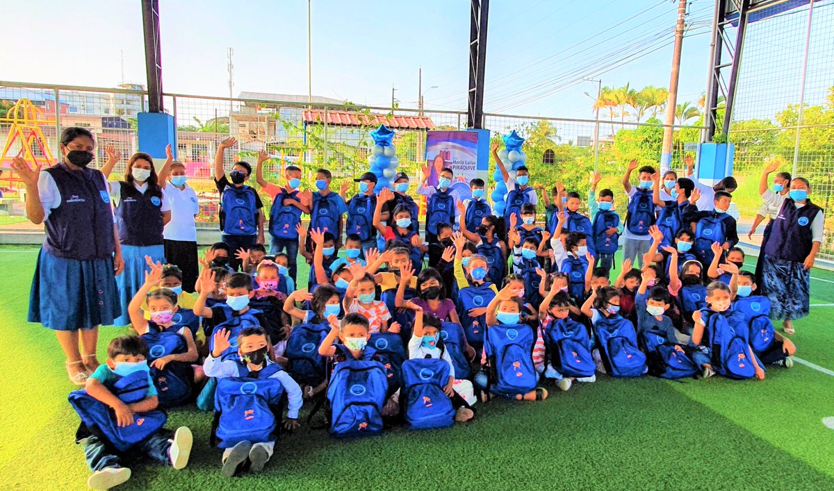 FIMLM's tweet photo. 🇪🇨 Un nuevo año lectivo, nuevas ilusiones y metas académicas acompañan a los niños de Lago Agrio • Ecuador quienes recibieron con mucha felicidad la donación de mochilas y útiles escolares que les entregó la @FIMLM. https://t.co/KIkmWAxVHb