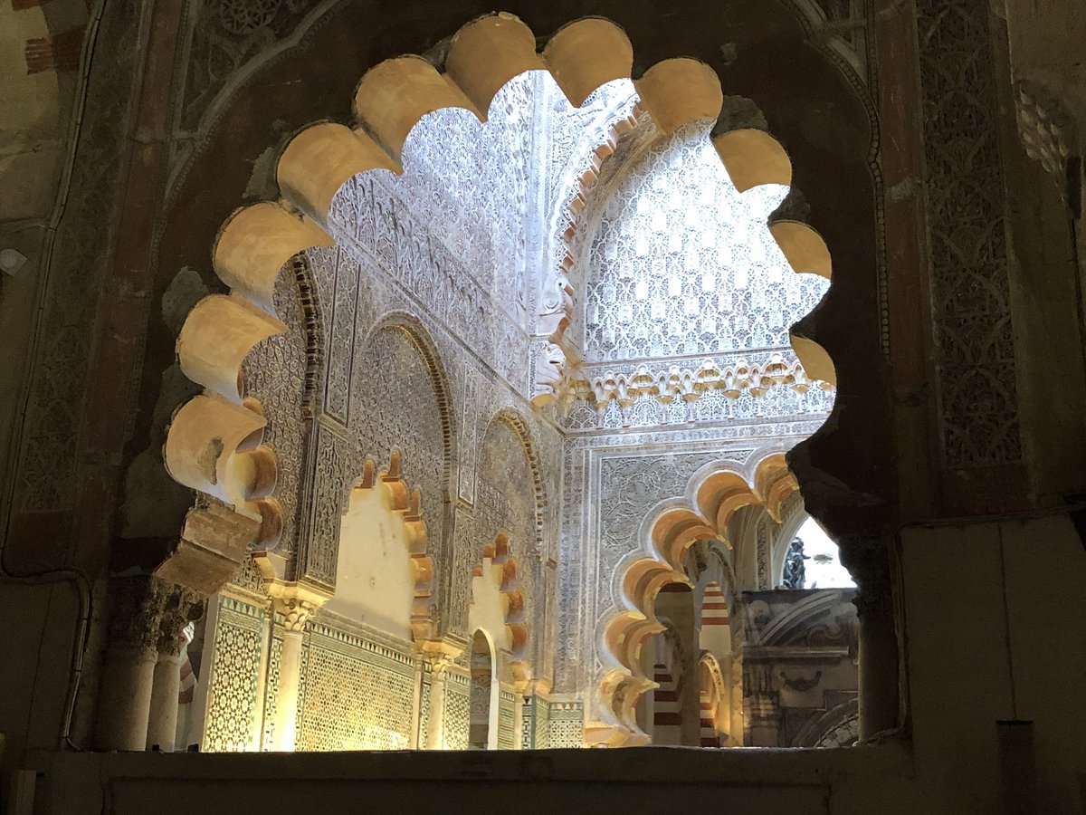 islamculturel's tweet photo. 🇪🇸 FLASH - Samedi soir, 6.911 personnes ont visité la mosquée de Cordoue. 

👉🏻 Le patrimoine musulman a pu être visité gratuitement de 14h à 19h. https://t.co/gxaauGhnc0