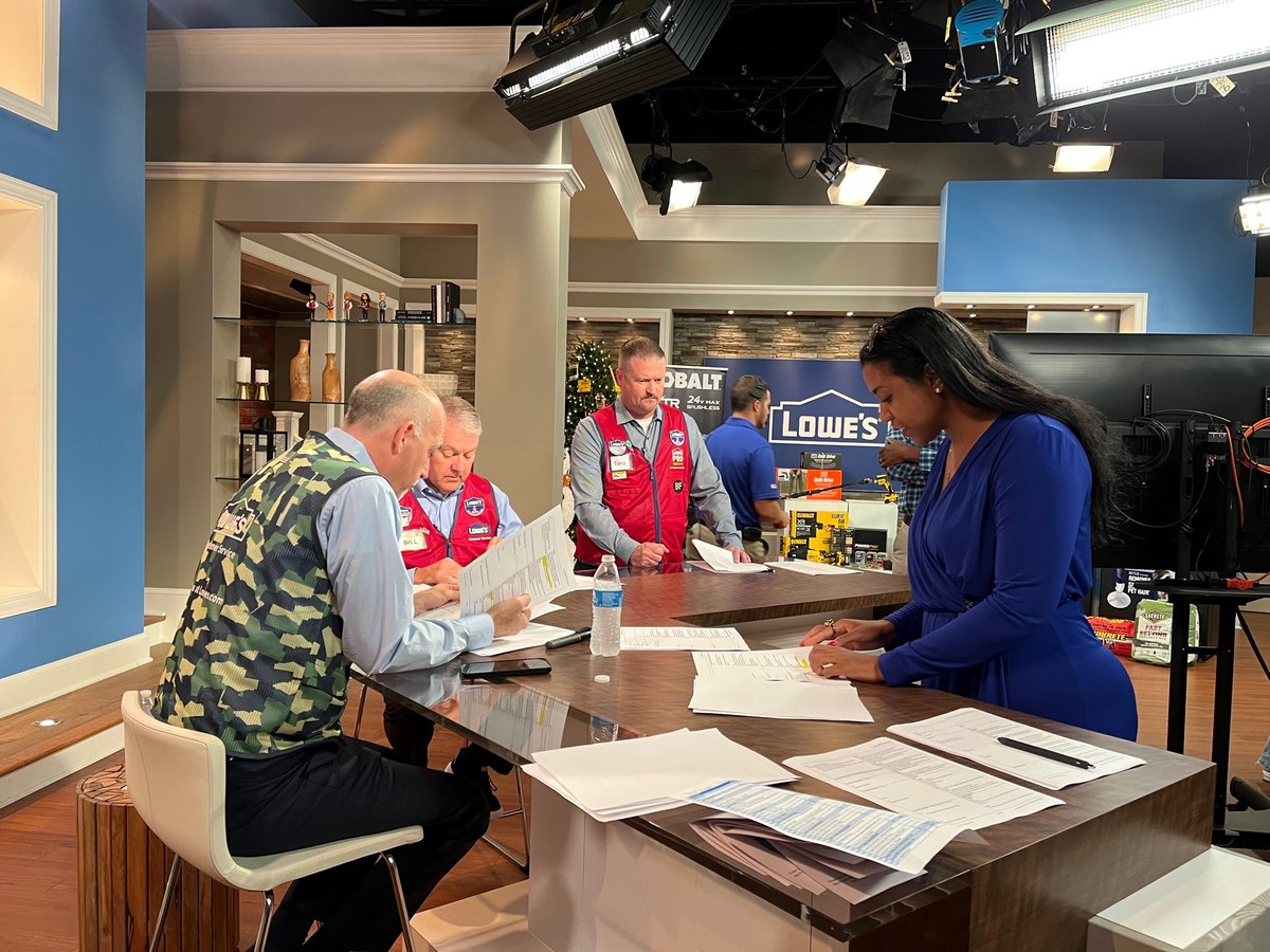 Get excited, team! We are just minutes away from #MerchMonday and ready to show and demo some of our top Pro and Fall products.