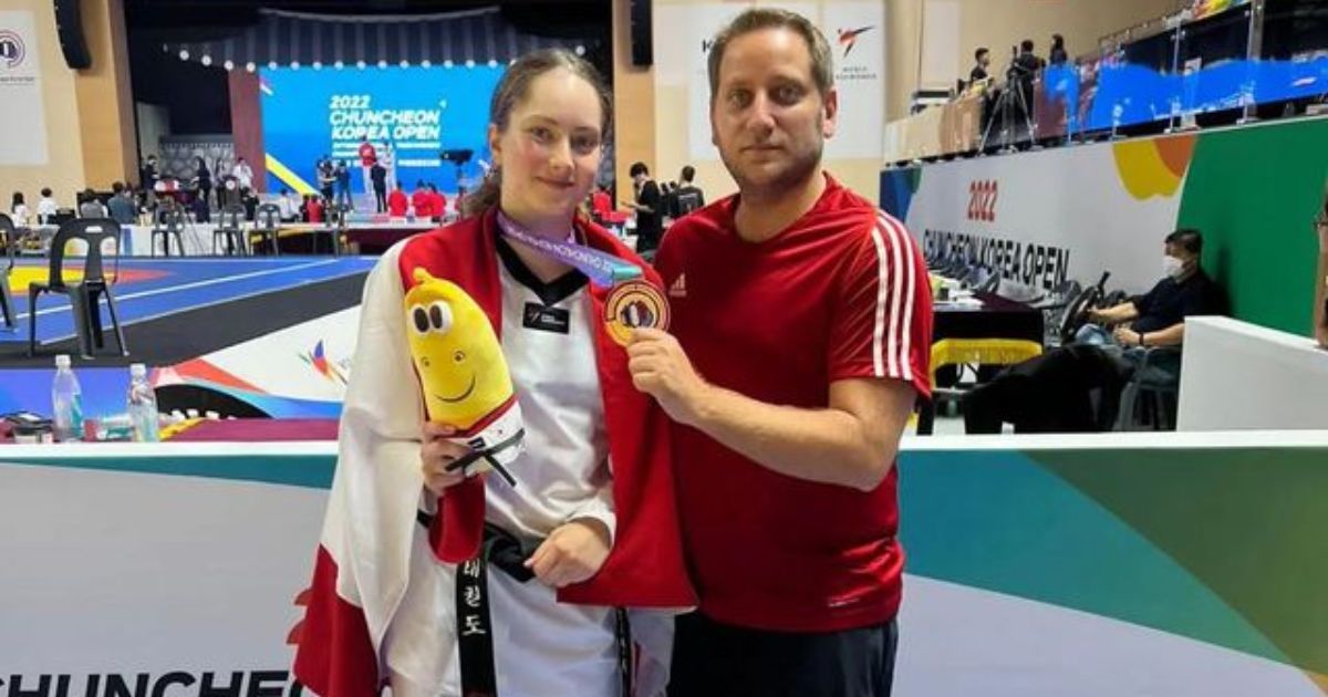 EmbajadaLibano's tweet photo. La campeona libanesa de Taekwondo, Laetitia Aoun, fue seleccionada para representar a Líbano en el Gran Premio Mundial de Taekwondo III, a realizarse en Manchester en el mes de octubre. Ganar el Premio le permitirá calificar para los Juegos Olímpicos de Francia, 2024. https://t.co/UyDnhHgScj