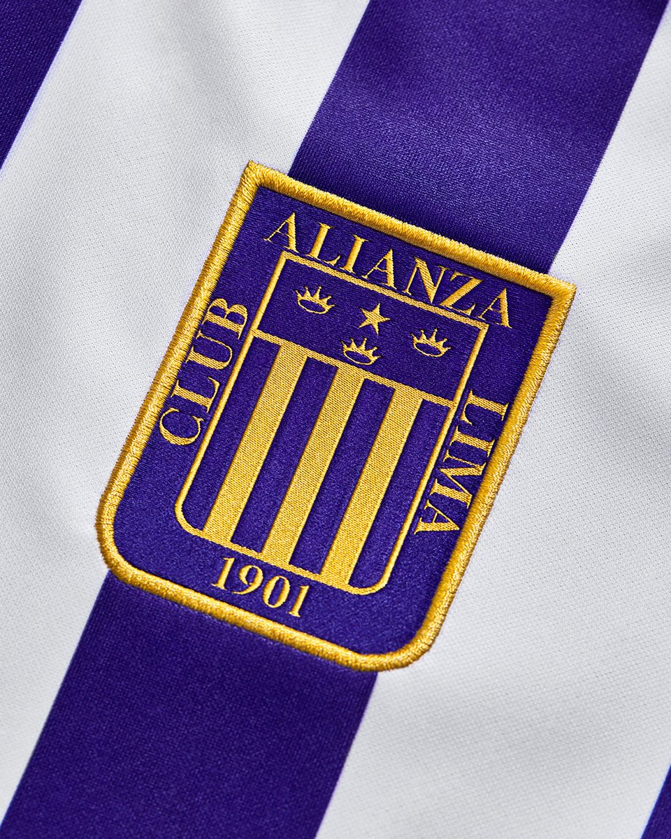 ClubALoficial's tweet image. ¡Un sentimiento que 𝐍𝐔𝐍𝐂𝐀 𝐏𝐀𝐑𝐀!💜

No te quedes sin tu camiseta de Alianza Lima Morada.

#JuntosHastaElFinAL
#LaMorada2022