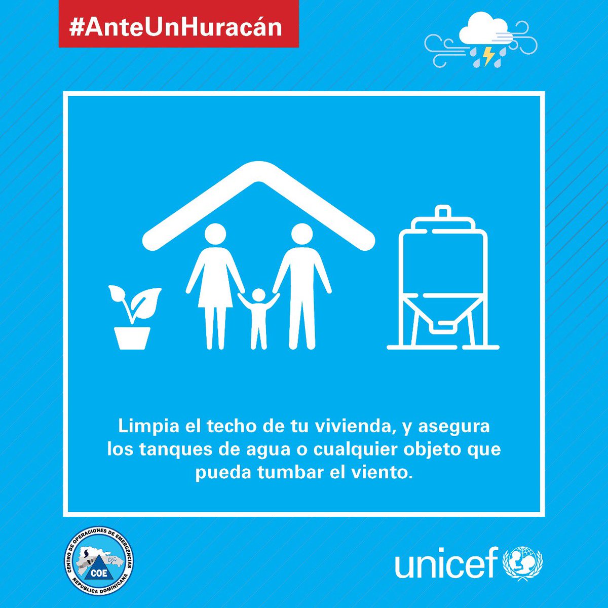 UNICEFRD's tweet photo. Asegúrate de que todo esté limpio y bien ubicado para que nada se mueva con los fuertes vientos generados por el #HuracanFiona.
#AlertaCoe #COEinforma #COEeduca #COEorienta #HuracanFionaRD https://t.co/ieftj9YBdh