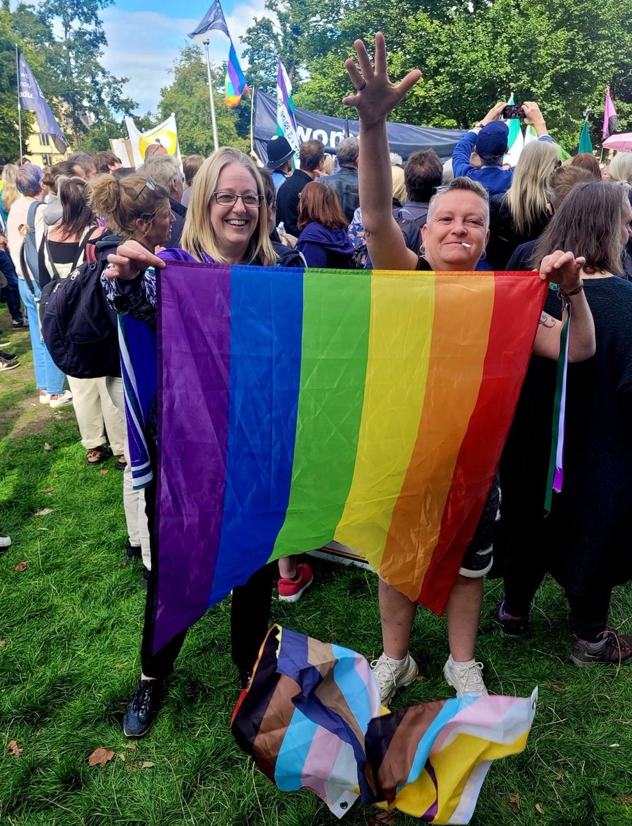 WillyWoofter's tweet photo. reclaiming the pride flag from homophobes, Misogynists, gender Ideologists &amp; Racists. 

The rainbow flag simply meant everyone. The gay pride movement gave to flag to everyone as a pride movement for all with no devision of masculinity, femininity, race or religion. https://t.co/yncaWGpInk
