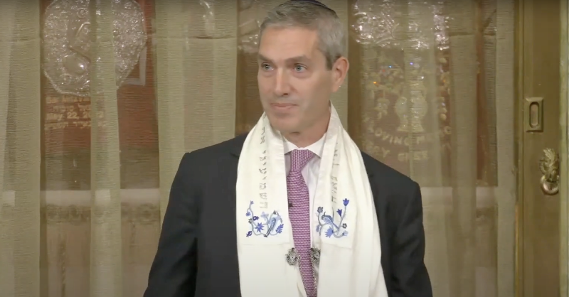 ParkAvenueSyn's tweet photo. What stories do we tell ourselves? What elements do we choose to include – or exclude? In this #service from #Selichot, Rabbi Cosgrove explores the role we play in constructing our #narratives, our #history, and ultimately, our #truth.
#pasyn #shabbat #jewish