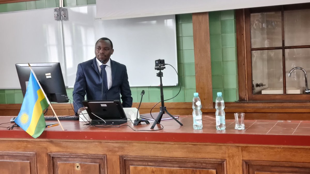 RwandaInPoland's tweet photo. 19/09/22:This afternoon, a #Rwanda-n researcher @Reflow_esr5, successfully defended his PhD @Pwr_wroclaw
@MSCActions.HE. Amb prof.@ashyaka participated his public defense. His research was on waste ressources valorization to conventional fertilizers.
@Uni_Rwanda.@RwandaMFA https://t.co/r8AHVQFyk4