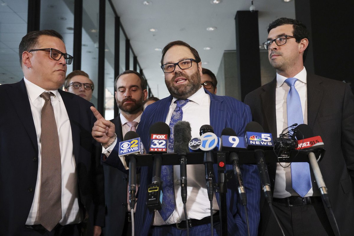 Jason Meisner On Twitter Days After Winning Acquittal For RKelly Co jason-meisner-on-twitter-days-after-winning-acquittal-for-rkelly-co