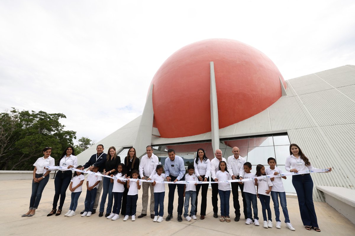 fgcabezadevaca's tweet photo. Iniciamos una semana más de mucho trabajo en #CdVictoria, donde reinauguramos el Planetario "Dr. Ramiro Iglesias Leal".

Ícono de nuestra ciudad capital, en el que generaciones aprendieron sobre nuestro planeta y el Universo. Hoy, nuevamente abierto para el disfrute de todos. https://t.co/LfX9U7ETdv