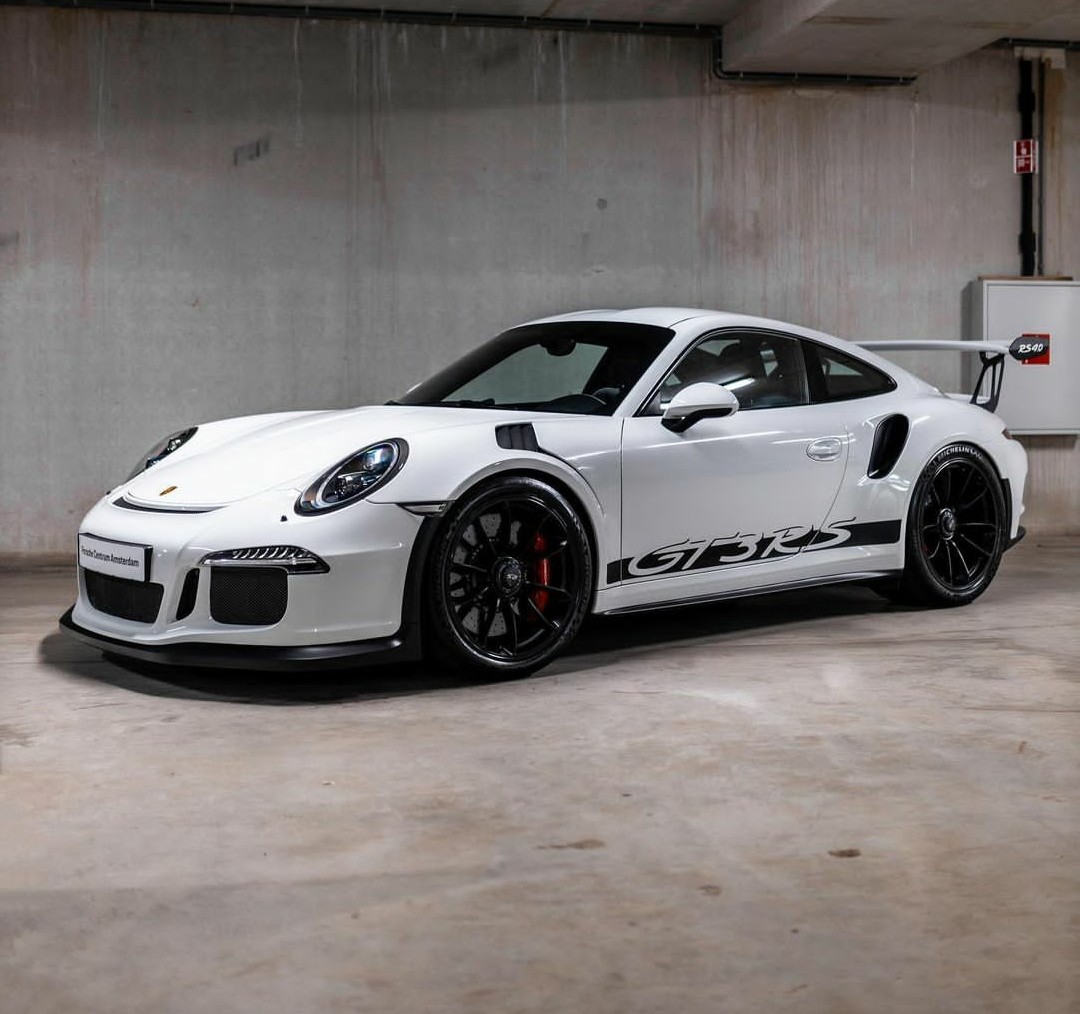 PorscheCIub's tweet photo. White 991 GT3 RS https://t.co/50eUOQbuRa