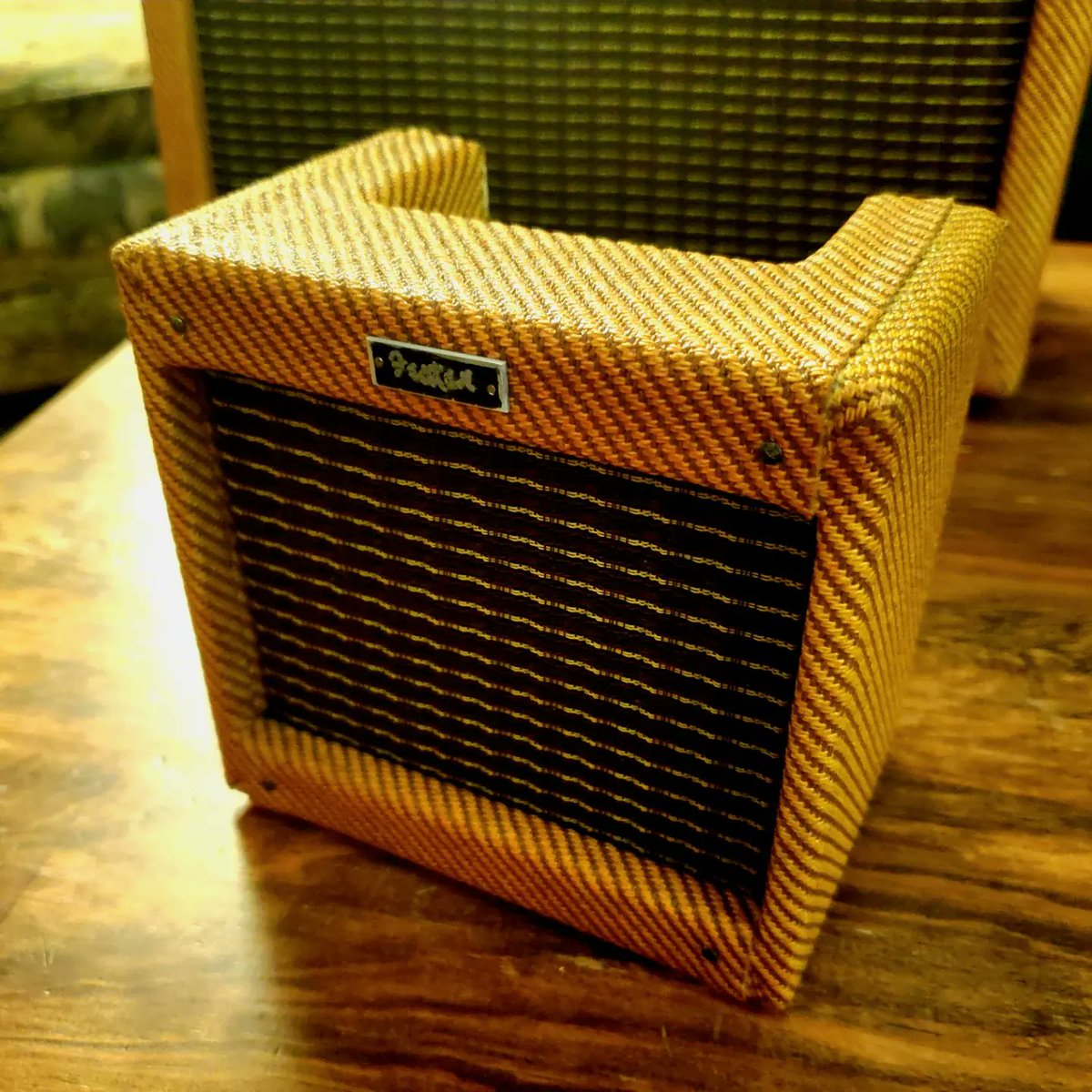 GumptionmanBnd's tweet photo. Got more done on the Fester Mini amp the other day. Speaker, baffle and grill cloth done. Still gotta get me some sheet metal to make the enclosure and then start working on the board.
#MiniAmps
#FesterAmp
#MiniTweedAmp
#project https://t.co/knj5eqtgTO