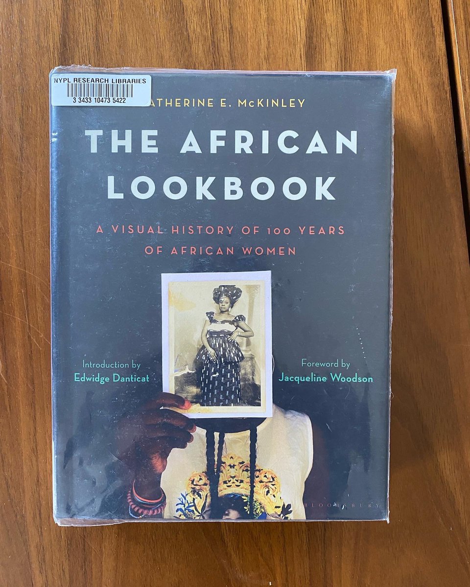 caribeanarchive's tweet photo. Caribbean Archive is in Abidjan, Côte d’Ivoire. We are reading “The African Lookbook” by Catherine McKinley. This book is providing us a historical language on fashion and ways of being in West Africa particularly in Côte d’Ivoire. https://t.co/mZOAQoehZI
