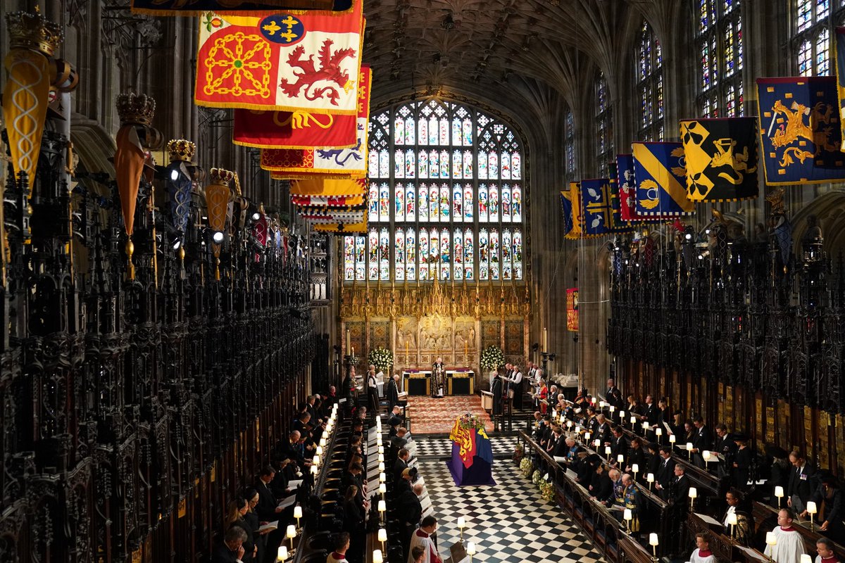 The funeral of Her Majesty The Queen.

⚫️ royal.uk/state-funeral-…