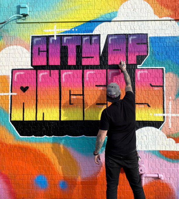 CITY OF ANGELS ✨ tweet media