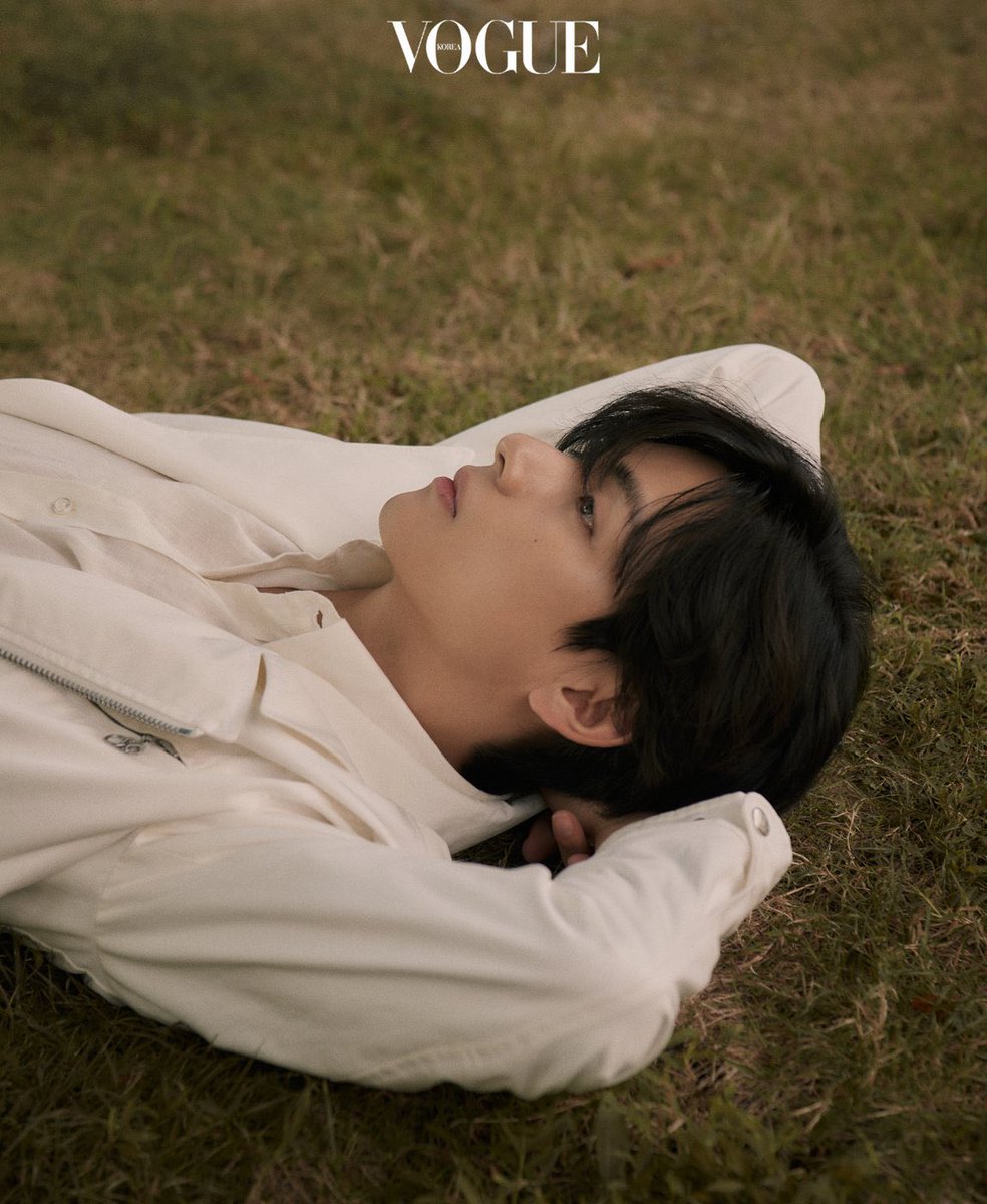 vmonoclock_'s tweet photo. the models 
https://t.co/5dlXX0fQjL