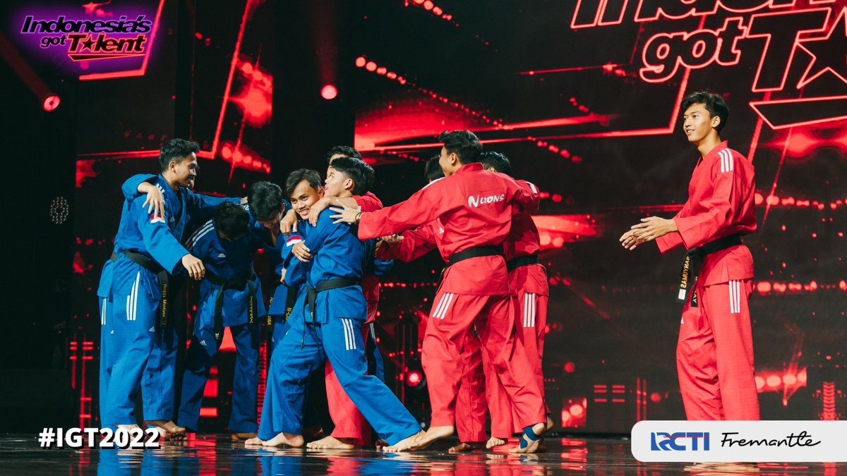 GotTalentID's tweet photo. Congrats!! Holly Balay, Cassidy Lee, Pasheman 90 dan Nlions berhasil melaju ke babak #RoadToGrandFinal 🔥🔥
Kita ketemu lagi minggu depan🙌
ONE STAGE, ALL TALENTS🤩✨
#IGT2022 #GOTTALENT2022
@officialrcti @fremantleid https://t.co/wS1hEaiTtJ