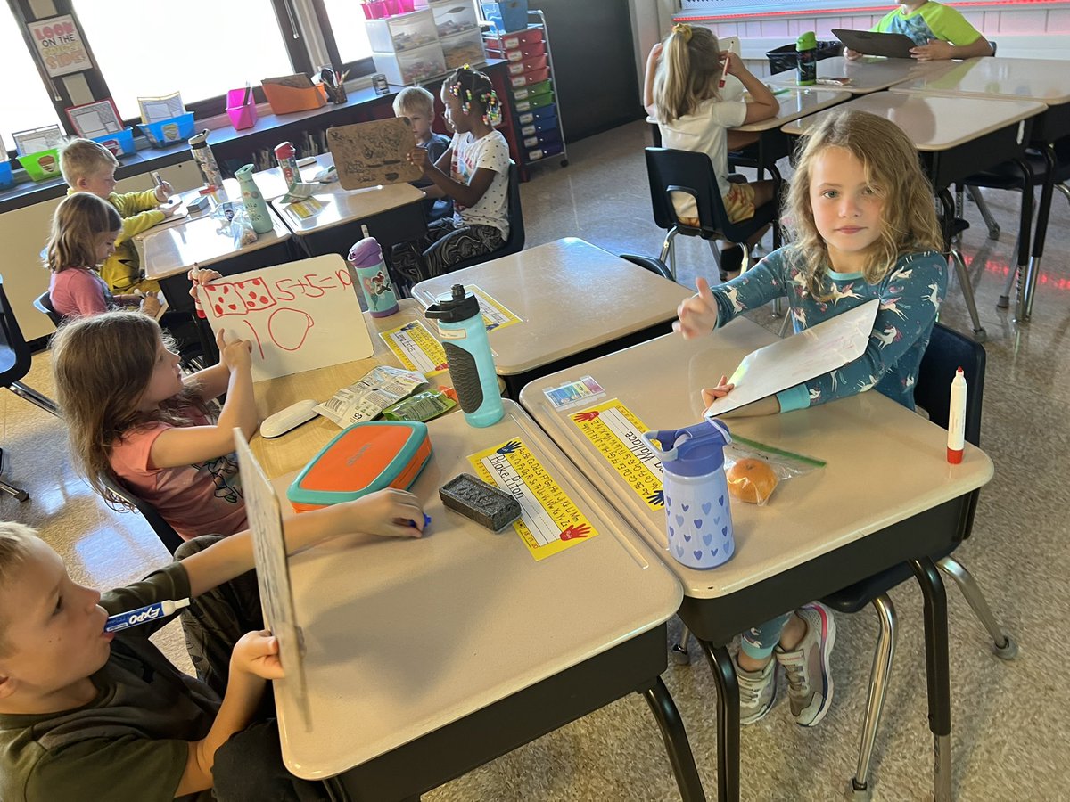 MrsSchoberYGS's tweet photo. First graders are rocking our daily Number Talks! More explaining and hand signals being used. 😍😍 https://t.co/iJR0hPuj5U