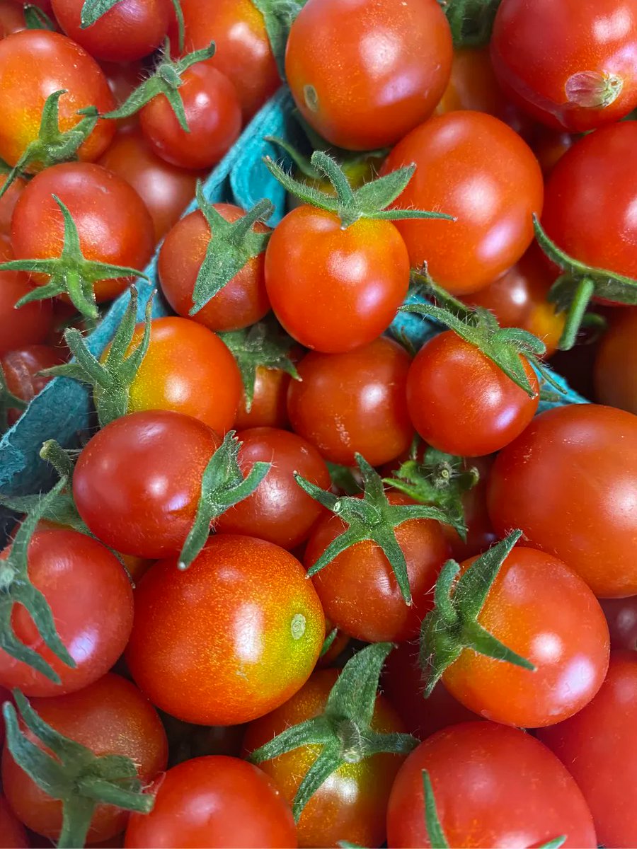 Community Farm Store tweet media